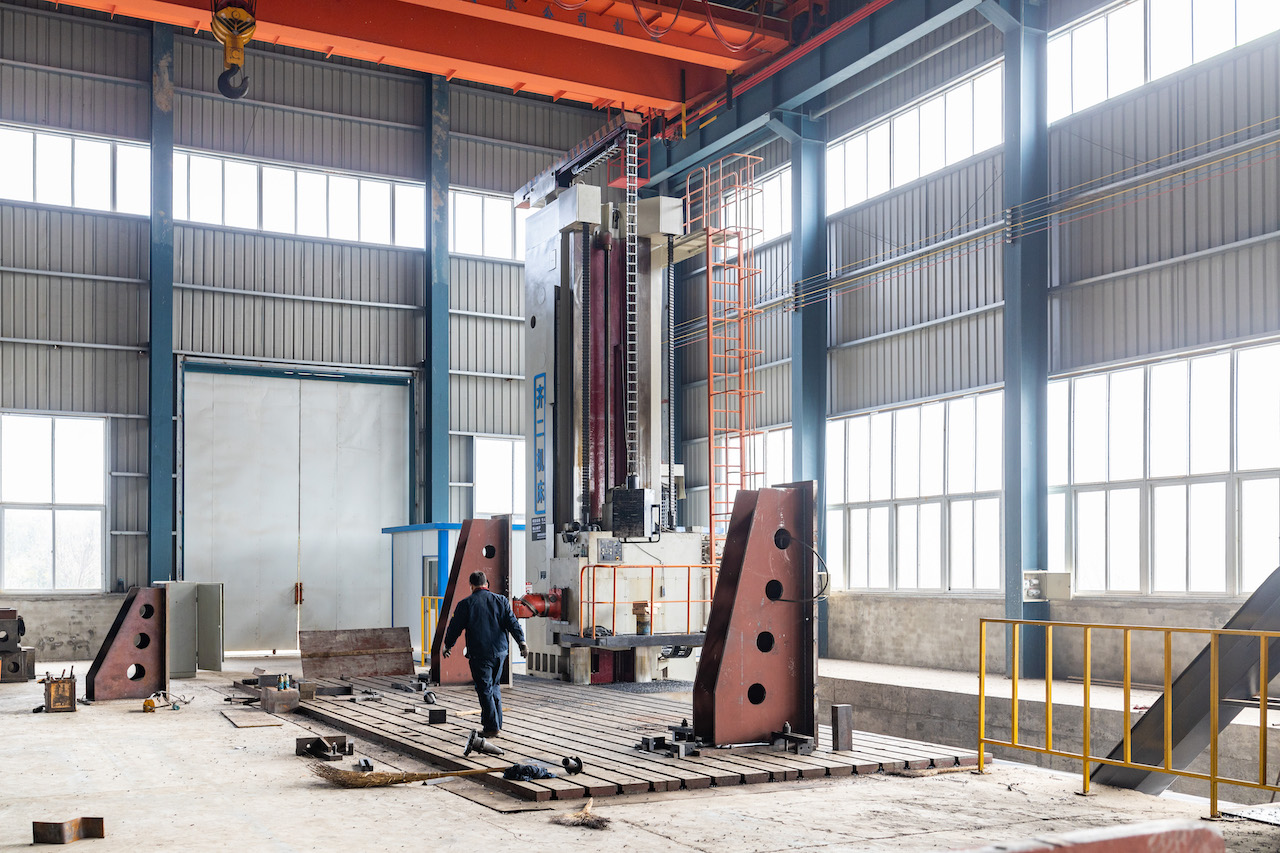 100t hidravlična CNC zavorna stiskalnica Crowning Cnc Press Brake Delem