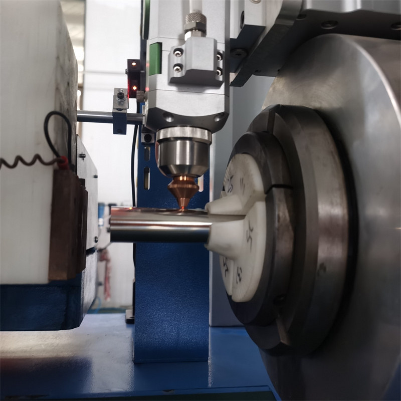 1530 Cnc stroj za lasersko rezanje pločevine z vlakni