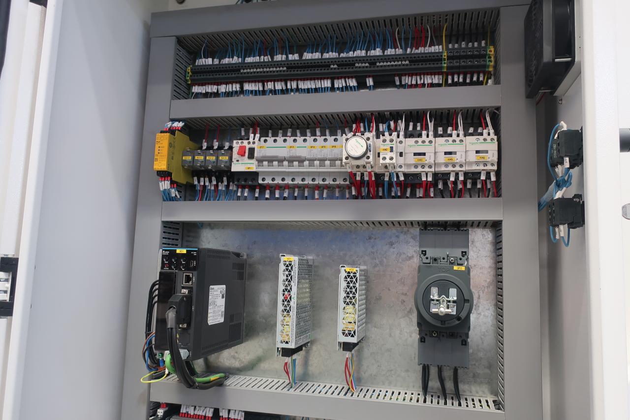 16 mm hidravlične giljotinske škarje za rezanje pločevine 6 metrov