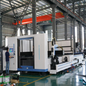 1kw 1,5kw 2kw vlaknasti laserski rezalni stroj za rezanje kovinske pločevine 3000x1500mm
