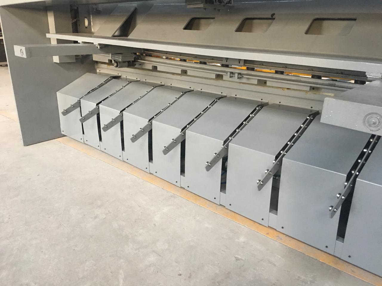 2,5 m dolžine hidravlični Nc stroj za striženje nihajne grede