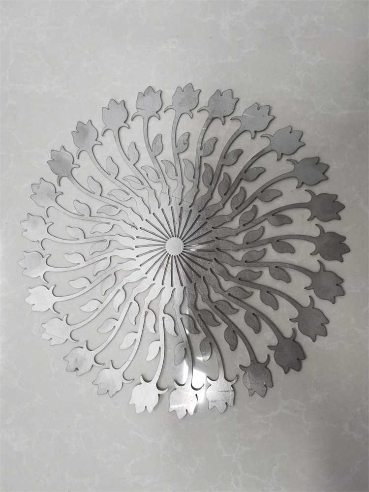 3015 Copper Carbon Stainless Steel Aluminum Iron Metal Cnc Fiber Laser Cutting Machine 3015 baker ogljikovo nerjaveče jeklo aluminij železo kovina Cnc fiber laserski rezalni stroj