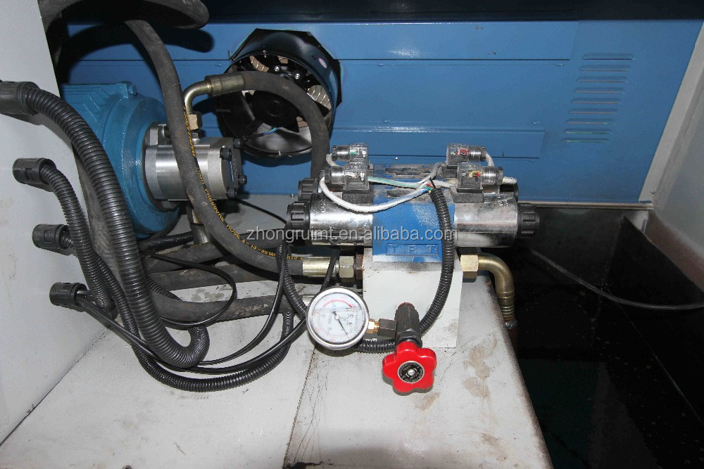 60t Q35-16 Hydraulic Ironworker Shearing Punching Bending And Notching Machine 60t Q35-16 Hidravlični železarski stroj za striženje, prebijanje, upogibanje in zarezovanje