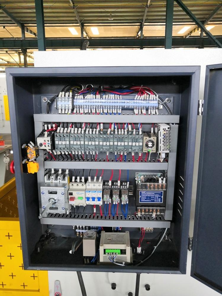 6mm Q11 Electric Sheet Plate Shearing Machine 8 Feet Sheet Metal Shearing Machine 6 mm Q11 električni stroj za striženje pločevine 8-metrski stroj za striženje pločevine