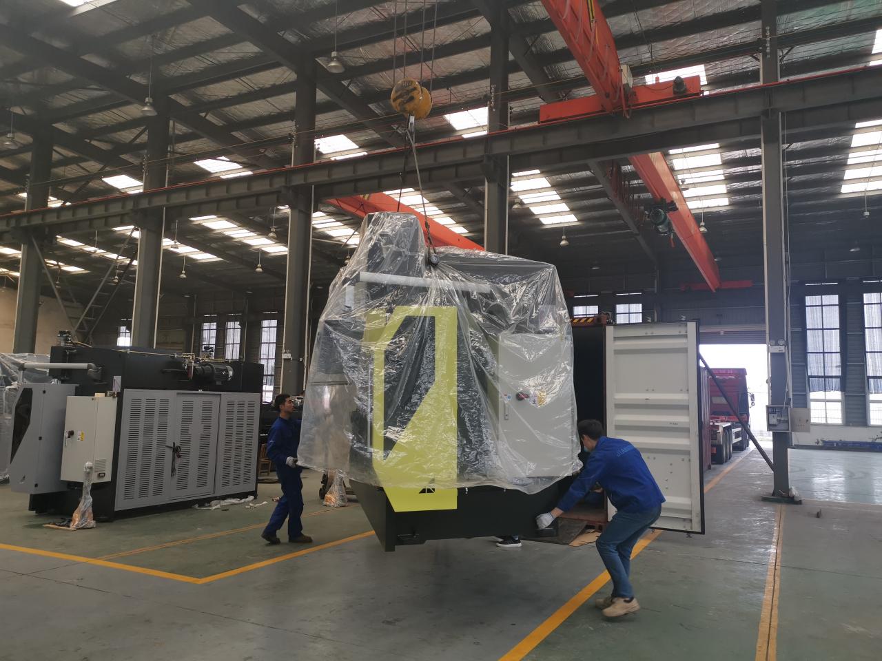 6mm*3200 Hydraulic Steel Plate Cutting Machinery Steel Plate Shearing Machine 6 mm * 3200 hidravlični stroji za rezanje jeklenih plošč Stroj za rezanje jeklenih plošč