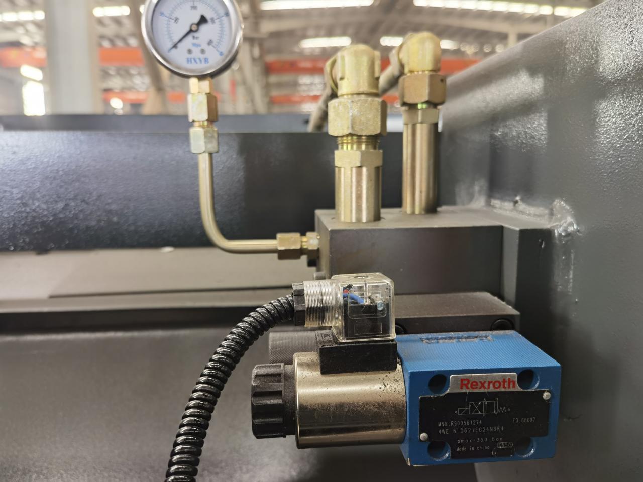 6x3200 mm stroj za rezanje plošč iz nerjavečega jekla, avtomatski stroj za striženje pločevine