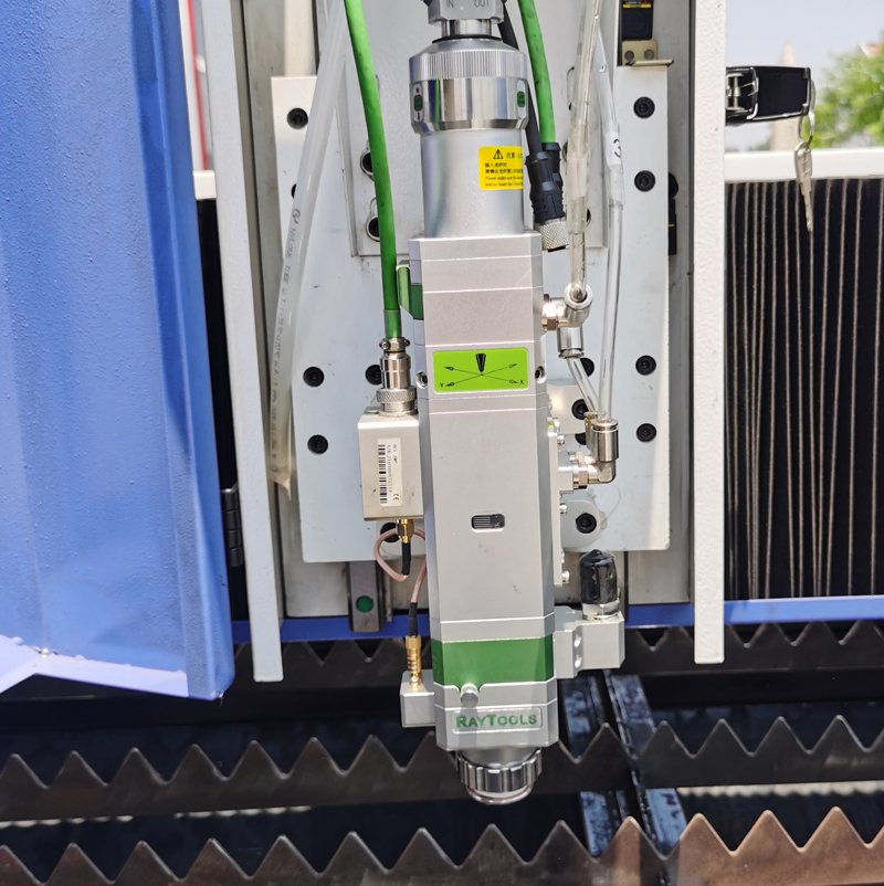 8mm 10mm Carbon Steel Laser Cutter 1530 4020 Cnc Fiber Laser Cutting Machine 8 mm 10 mm laserski rezalnik iz ogljikovega jekla 1530 4020 Cnc stroj za lasersko rezanje vlaken