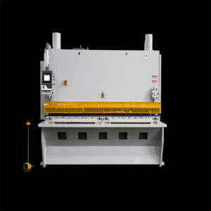 Estun E21 Nc Control hidravlični giljotinski strižni stroj za rezanje kovinske pločevine iz železne plošče