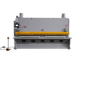 Hidravlični nihajni CNC stroj za striženje pločevine z nihajno gredjo