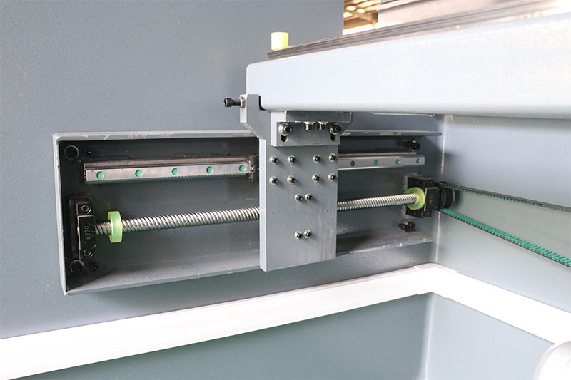 Kovinska stiskalnica Wc-63t3200 Stroj za upogibanje kovinske pločevine Cnc hidravlična stiskalnica