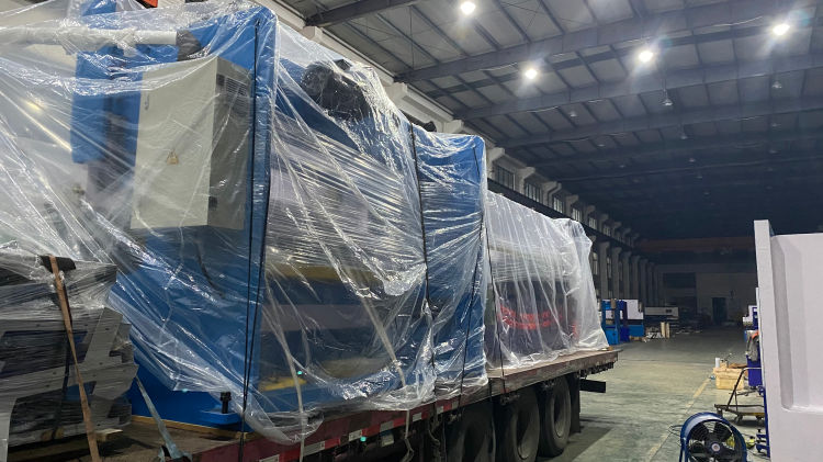 Economic Single Double Worktable Cnc Sheet Metal Fiber Laser Cutting Machine Ekonomičen enojni dvojni CNC stroj za lasersko rezanje pločevine z vlakni