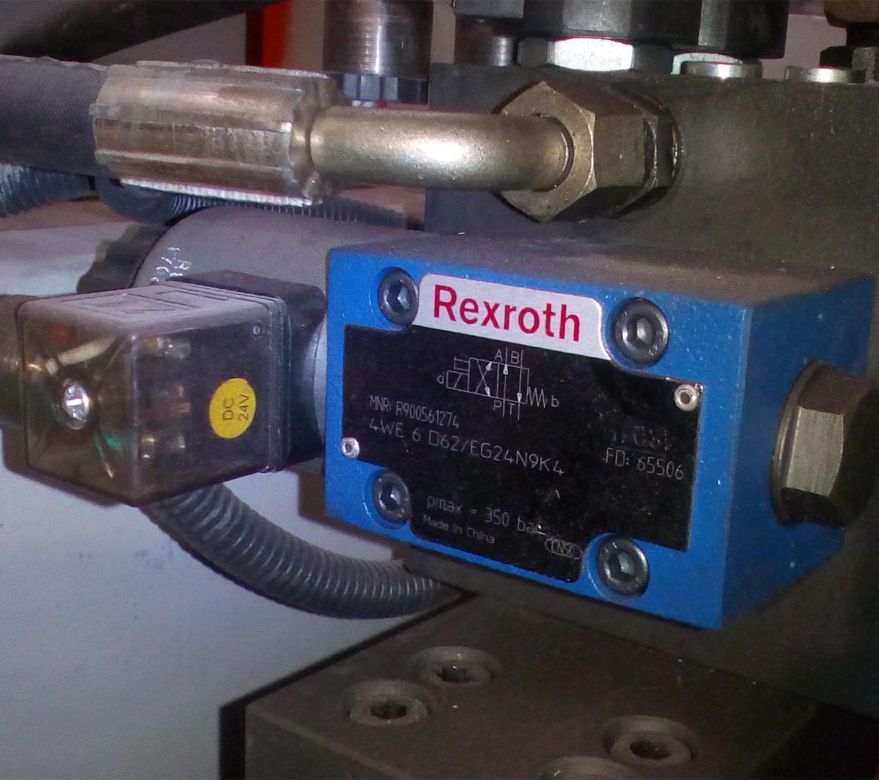 High Quality 3m Press Brake Machine Hydraulic 100 Ton For Sheet Metal Bending Visokokakovosten 3-metrski hidravlični stroj za stiskanje 100 ton za krivljenje pločevine