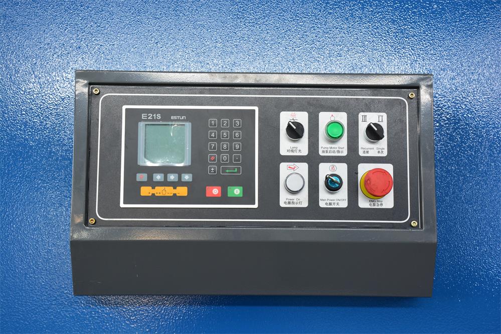 Hydraulic Pendulum Shearing Machine Cnc Automatic Guillotine Shearing Machine Hidravlični nihalni strižni stroj Cnc avtomatski giljotinski strižni stroj