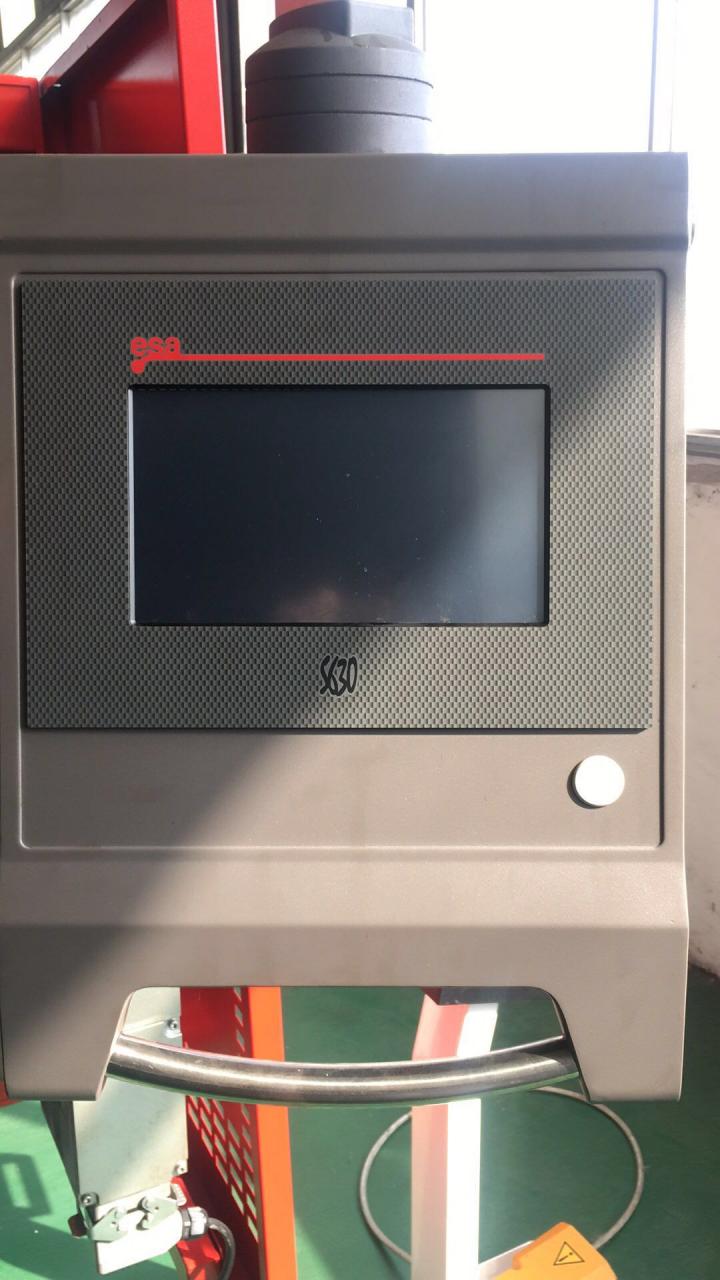 Hydraulic Stainless Steel Wc67y/k-300/6000 Mould Crowning Press Brake Hidravlična stiskalnica iz nerjavečega jekla Wc67y/k-300/6000