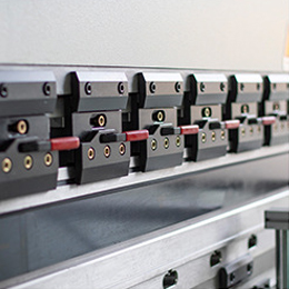 Metal Plate Press Brake Machine / CNC Hydraulic Press Brake Machine Stroj za stiskanje kovinskih plošč / CNC hidravlični stroj za stiskanje