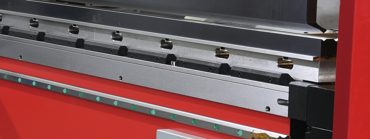 Steel Sheet Aluminum Bending Hydraulic Press Brake Machine Hidravlični stroj za upogibanje aluminija iz jeklene pločevine